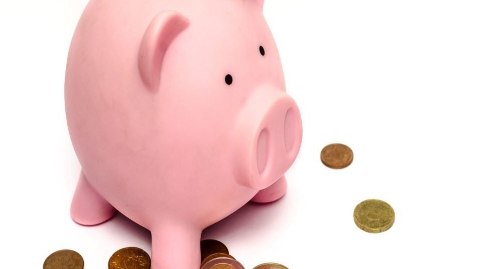 Need Financial Advice? Here Are Some Tips For Young Professionals On Investing